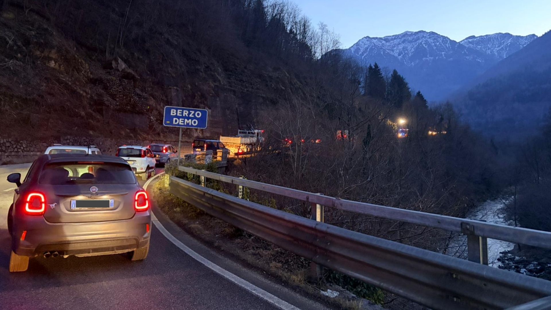 Smottamento sulla statale, traffico a rilento
